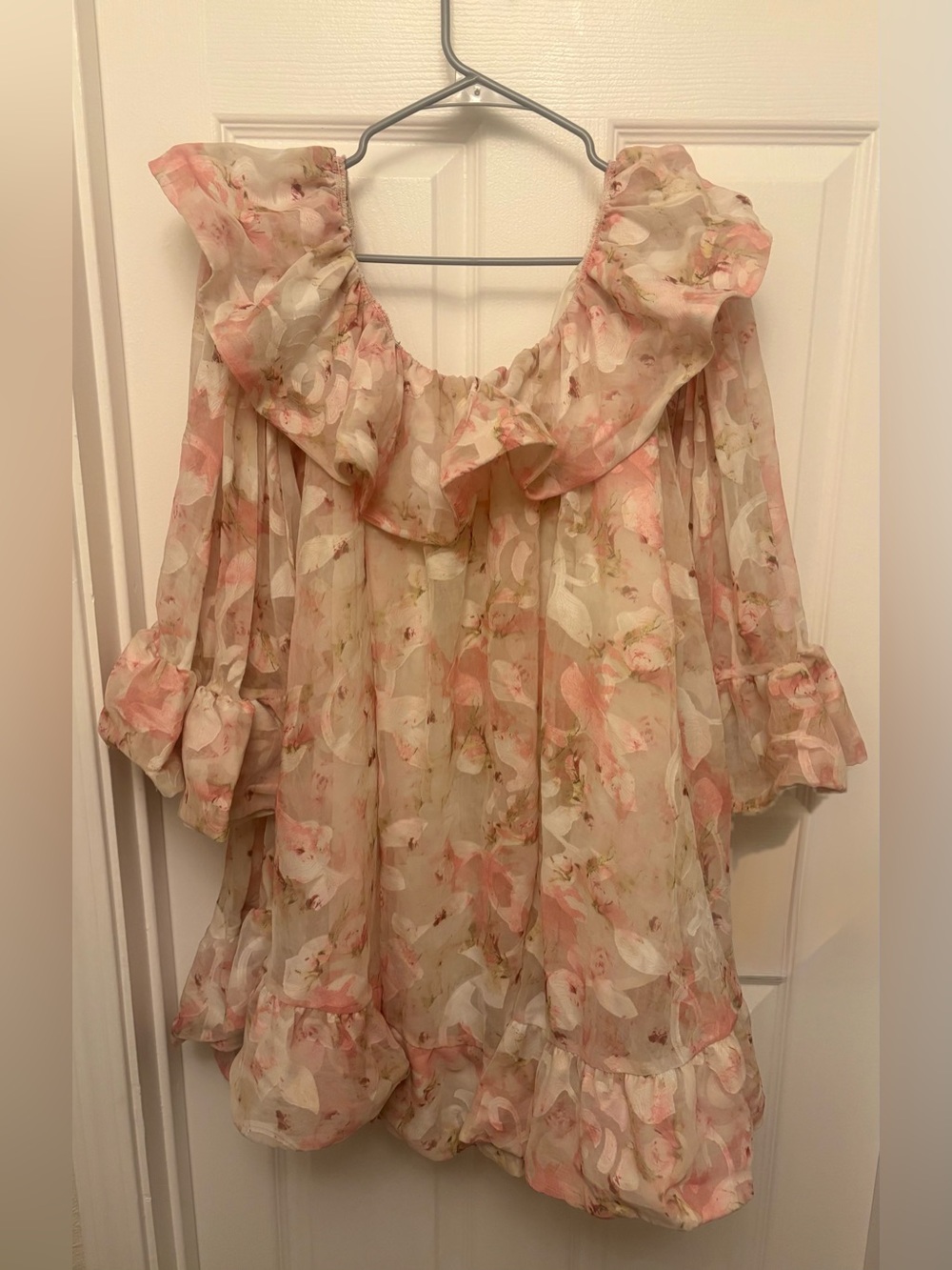 Missguided+ Floral Ruffle Off-Shoulder Tunic Dress in Pink and Cream